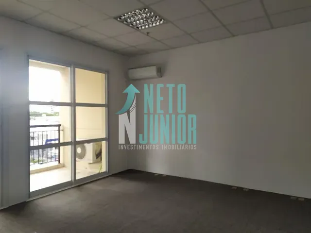 Conjunto com 102m², à venda, no bairro Indianópolis em São Paulo