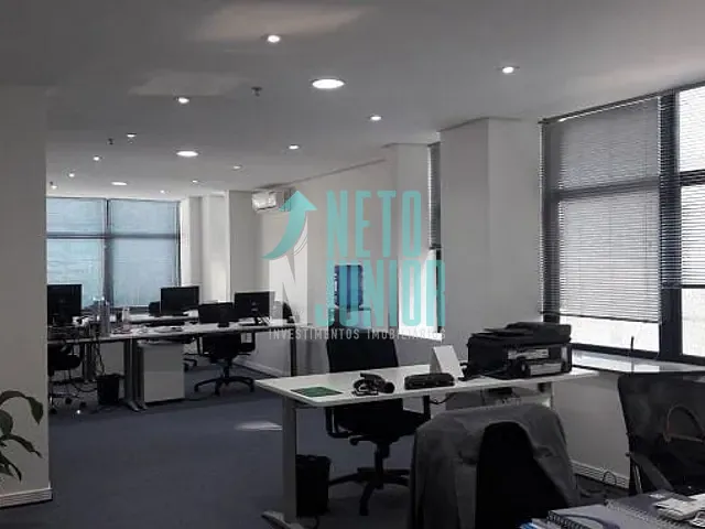 Conjunto com 110m², à venda, no bairro Vila Olímpia em São Paulo