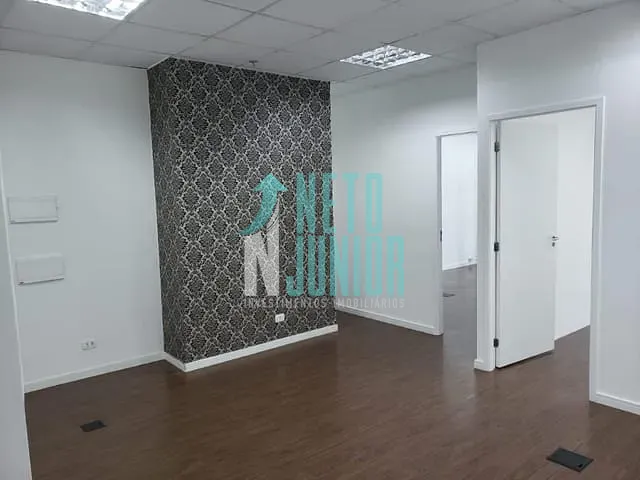 Conjunto com 80m², para alugar, no bairro Vila Cordeiro em São Paulo