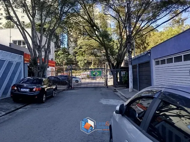 Outro com 200m² 4 quartos e 5 banheiros, à venda, no bairro Campo Grande em São Paulo