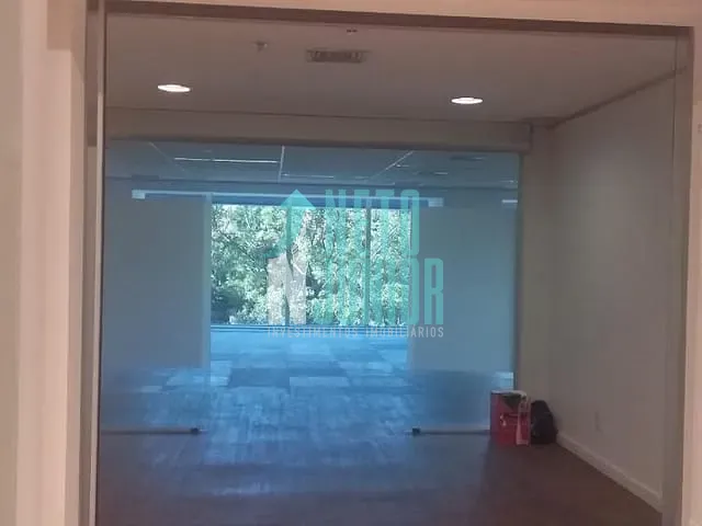 Conjunto com 2303m², para alugar, no bairro Bela Vista em São Paulo