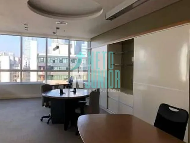 Sala com 96m², para alugar, no bairro Brooklin em São Paulo