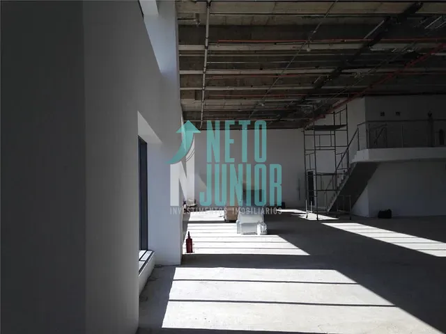 Laje com 690m², para alugar, no bairro Vila Olímpia em São Paulo