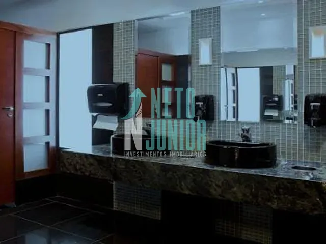 Conjunto com 136m², para alugar, no bairro Cidade Monções em São Paulo