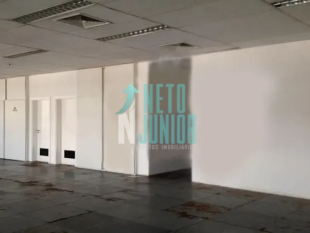 Conjunto com 300m², para alugar, no bairro Vila Olímpia em São Paulo