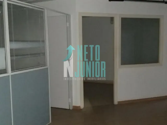 Conjunto com 184m², à venda ou para alugar, no bairro Vila Olímpia em São Paulo