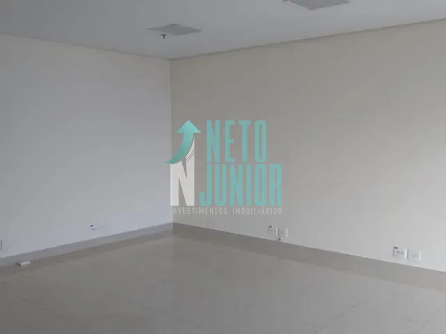 Conjunto com 42m², para alugar, no bairro Pinheiros em São Paulo