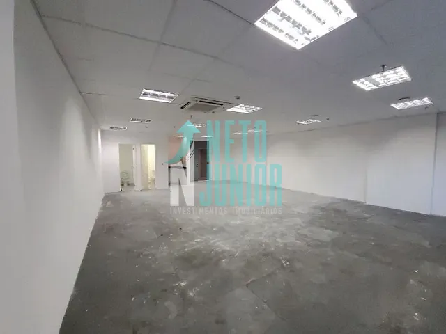 Sala com 96m², para alugar, no bairro Brooklin em São Paulo