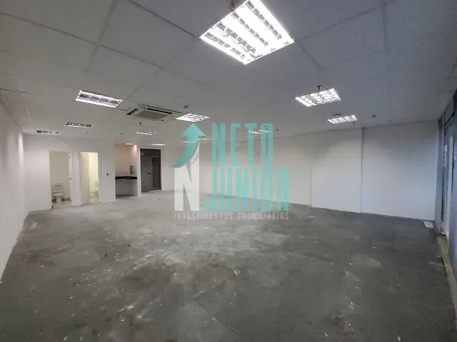 Sala com 96m², para alugar, no bairro Brooklin em São Paulo