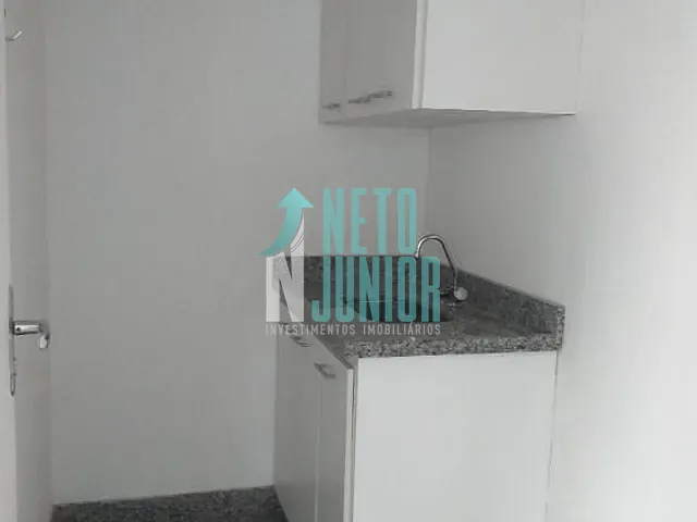 Conjunto com 137m², para alugar, no bairro Jardim Paulistano em São Paulo