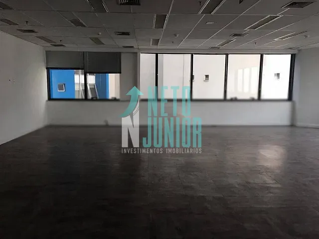 Conjunto com 476m², para alugar, no bairro Jardim Paulistano em São Paulo