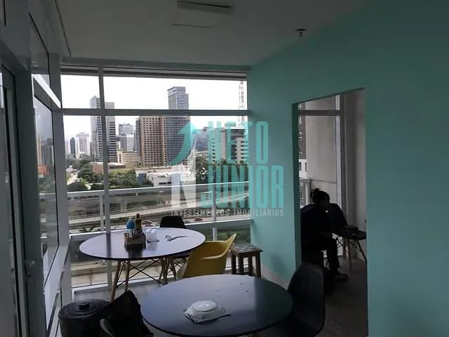 Conjunto comercial com 64m², à venda ou para alugar, no bairro Brooklin Novo em São Paulo