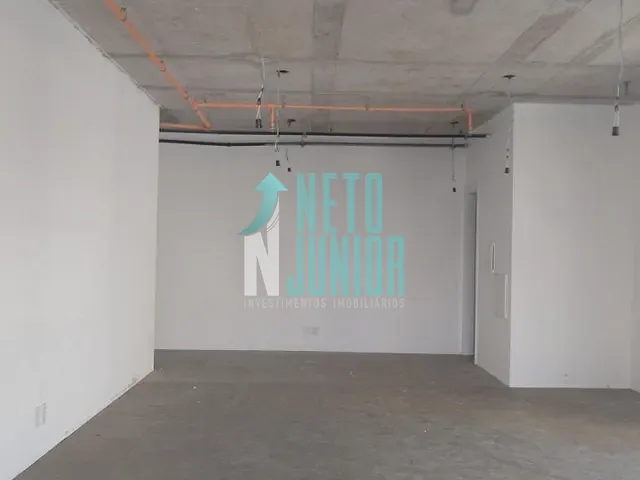 Conjunto com 51m², para alugar, no bairro Brooklin Novo em São Paulo