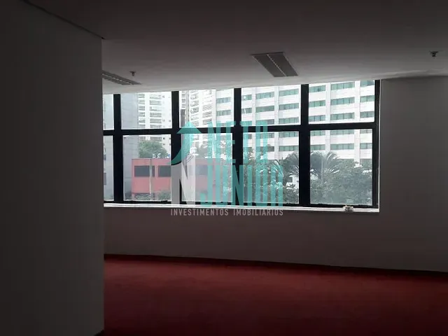 Conjunto com 79m², para alugar, no bairro Vila Olímpia em São Paulo