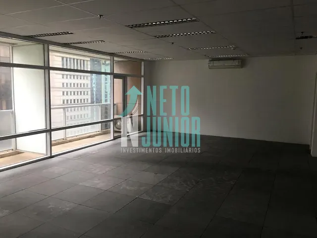 Conjunto comercial com 138m², à venda ou para alugar, no bairro Brooklin Novo em São Paulo