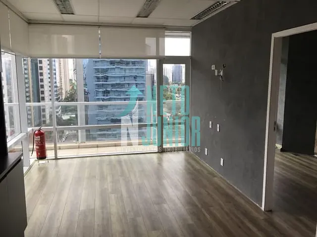 Conjunto comercial com 54m², à venda ou para alugar, no bairro Brooklin Novo em São Paulo