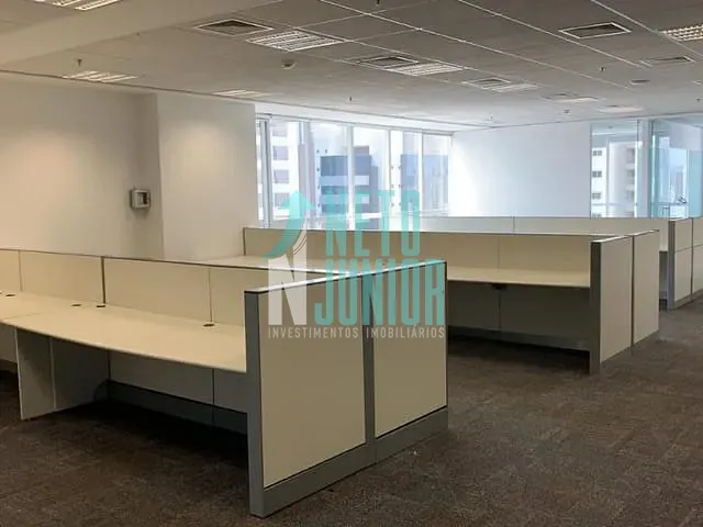 Conjunto com 260m², para alugar, no bairro Cidade Monções em São Paulo