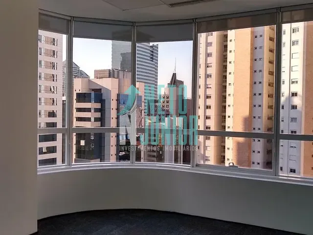 Conjunto com 260m², para alugar, no bairro Cidade Monções em São Paulo