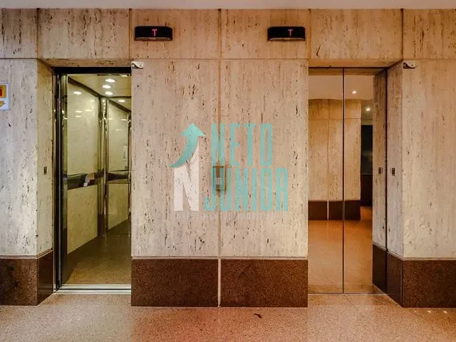 Sala com 140m², para alugar, no bairro Brooklin em São Paulo