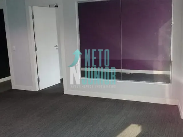 Conjunto com 106m², para alugar, no bairro Vila Olímpia em São Paulo