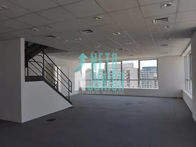 Conjunto com 292m², à venda, no bairro Moema em São Paulo