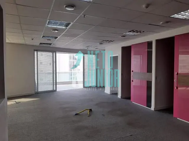 Conjunto com 167m², para alugar, no bairro Cerqueira César em São Paulo