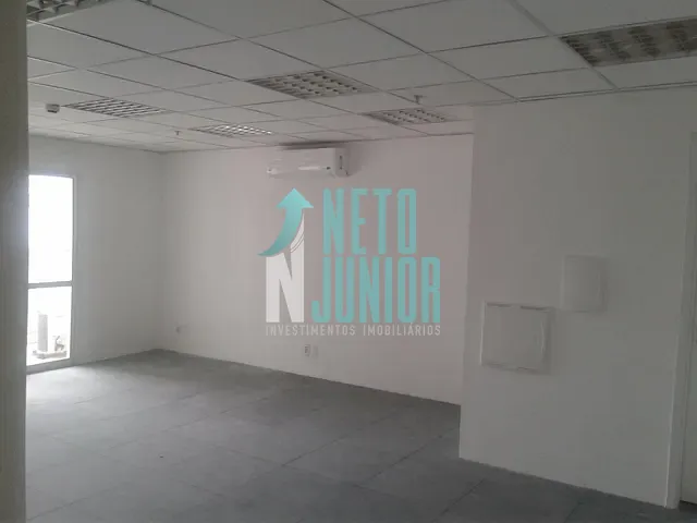 Conjunto com 85m², à venda ou para alugar, no bairro Brooklin Novo em São Paulo