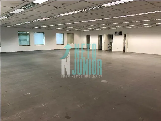 Conjunto com 304m², à venda ou para alugar, no bairro Vila Olímpia em São Paulo