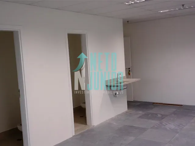 Conjunto com 123m², à venda ou para alugar, no bairro Vila Gertrudes em São Paulo
