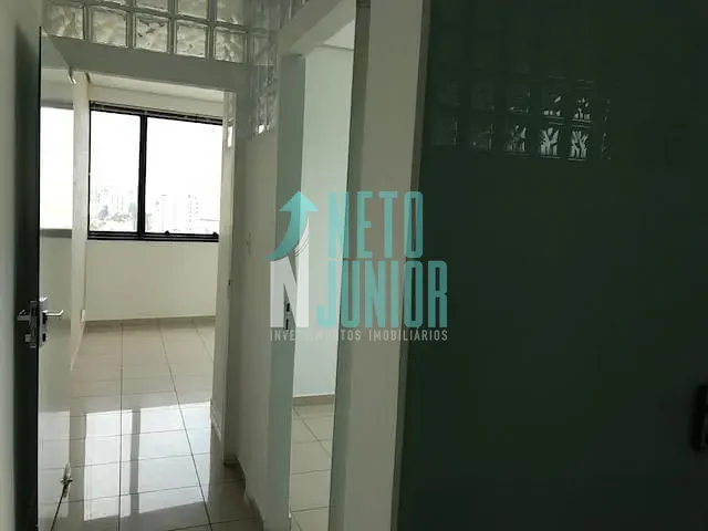 Conjunto com 50m², para alugar, no bairro Santo Amaro em São Paulo