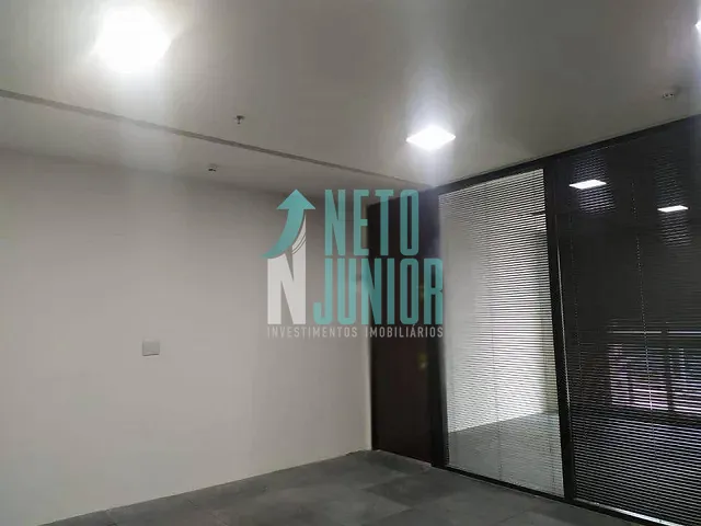 Conjunto com 67m², à venda ou para alugar, no bairro Vila Cordeiro em São Paulo