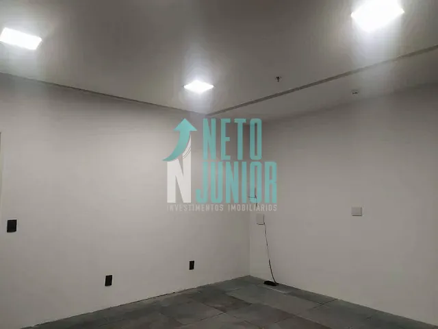 Conjunto com 67m², à venda ou para alugar, no bairro Vila Cordeiro em São Paulo