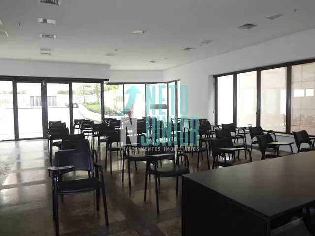 Conjunto com 180m², para alugar, no bairro Itaim Bibi em São Paulo