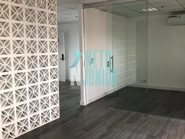 Conjunto com 85m², para alugar, no bairro Brooklin Novo em São Paulo