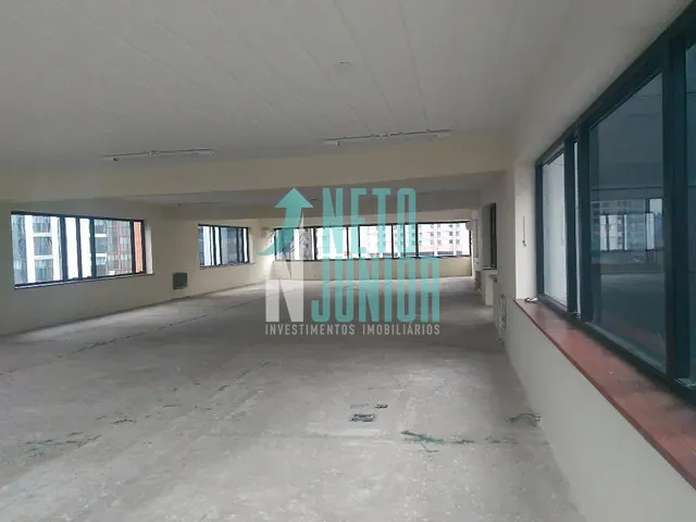 Conjunto com 328m², para alugar, no bairro Cidade Monções em São Paulo