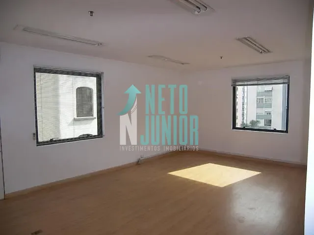 Conjunto com 90m², para alugar, no bairro Jardim Paulista em São Paulo
