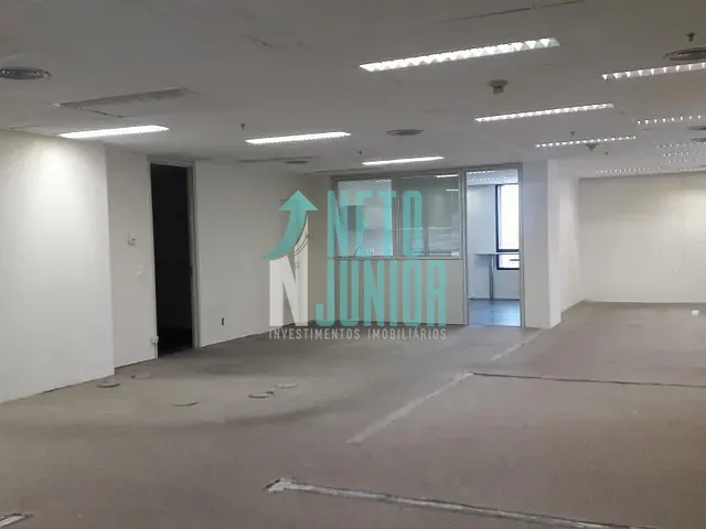 Conjunto com 400m², para alugar, no bairro Vila Olímpia em São Paulo
