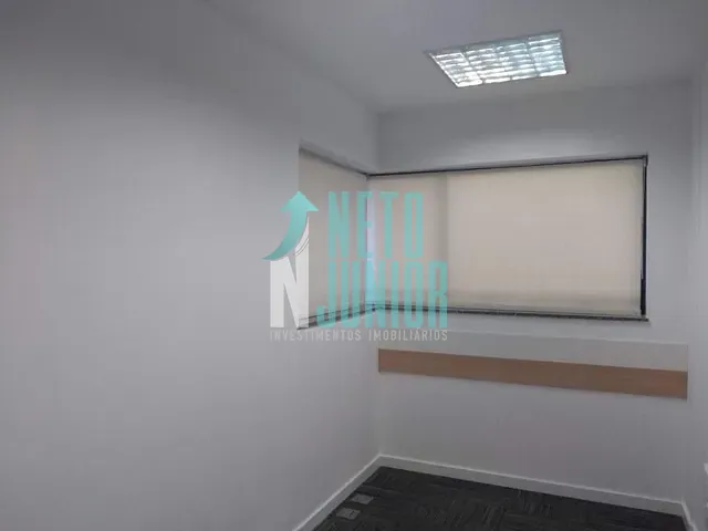 Sala com 120m², para alugar, no bairro Vila Olímpia em São Paulo