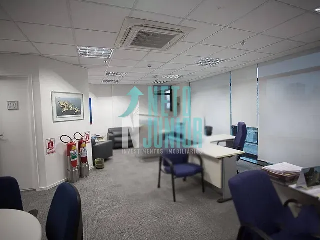 Conjunto com 324m², à venda ou para alugar, no bairro Itaim Bibi em São Paulo
