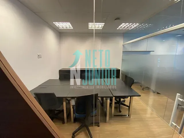 Conjunto com 138m², à venda, no bairro Vila Cordeiro em São Paulo