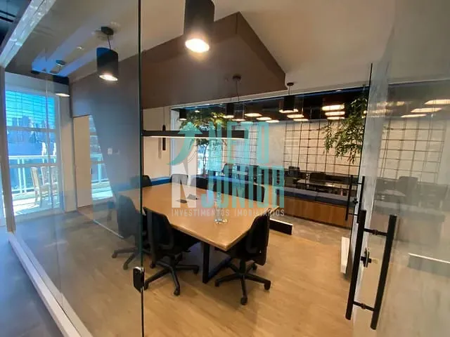 Conjunto com 138m², à venda, no bairro Vila Cordeiro em São Paulo