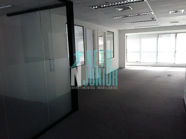 Conjunto com 120m², para alugar, no bairro Itaim Bibi em São Paulo