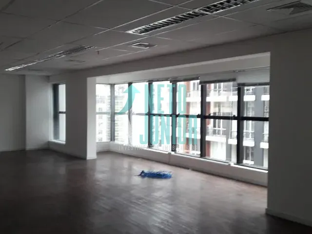 Conjunto com 115m², para alugar, no bairro Itaim Bibi em São Paulo