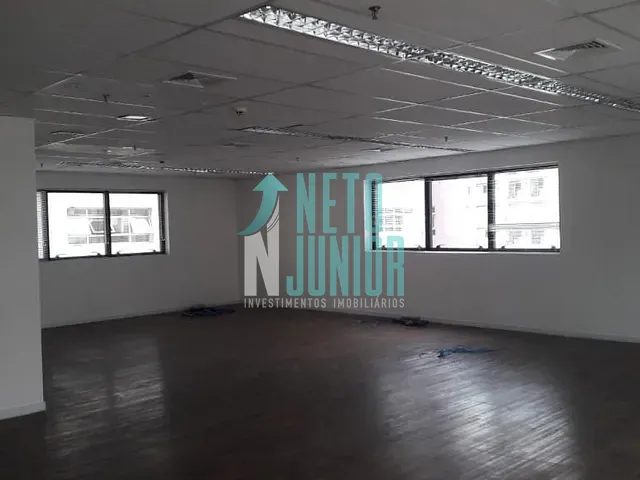 Conjunto com 115m², para alugar, no bairro Itaim Bibi em São Paulo