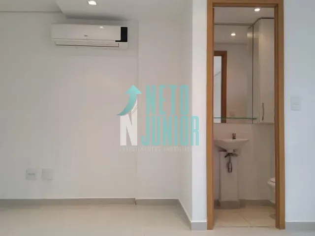 Conjunto com 32m², para alugar, no bairro Campo Belo em São Paulo
