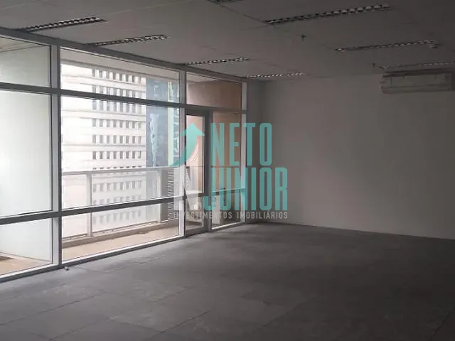 Conjunto comercial com 84m², à venda ou para alugar, no bairro Brooklin Novo em São Paulo