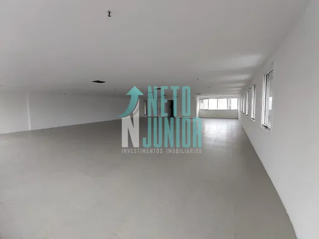 Conjunto com 216m², à venda ou para alugar, no bairro Vila Olímpia em São Paulo