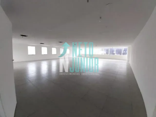 Conjunto com 216m², à venda ou para alugar, no bairro Vila Olímpia em São Paulo