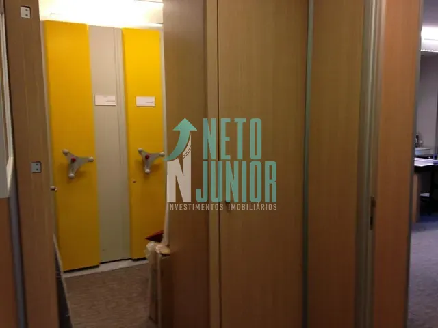 Conjunto com 120m², para alugar, no bairro Vila Olímpia em São Paulo