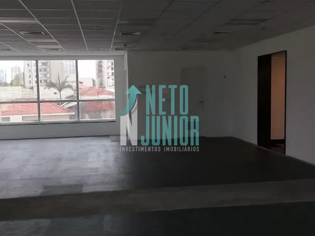 Conjunto com 531m², à venda ou para alugar, no bairro Jardim das Acácias em São Paulo
